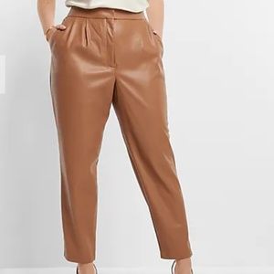Super High Waisted Faux Leather Pleated Ankle Pant
